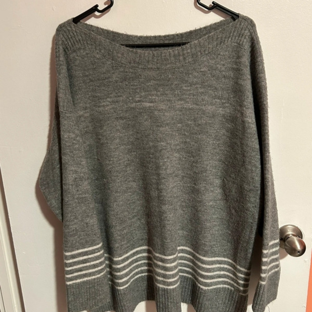 Ladies DKNY Grey Sweater size L